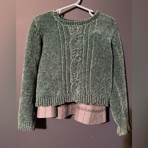 Tommy Bahama 2-piece sweater and pleated skirt